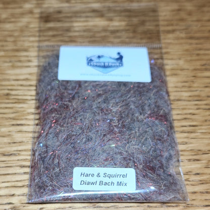 Chuck’N’Duck Hare & Squirrel Dubbing - Diawl Bach Mix - Troutlore Fly Tying Store Australia