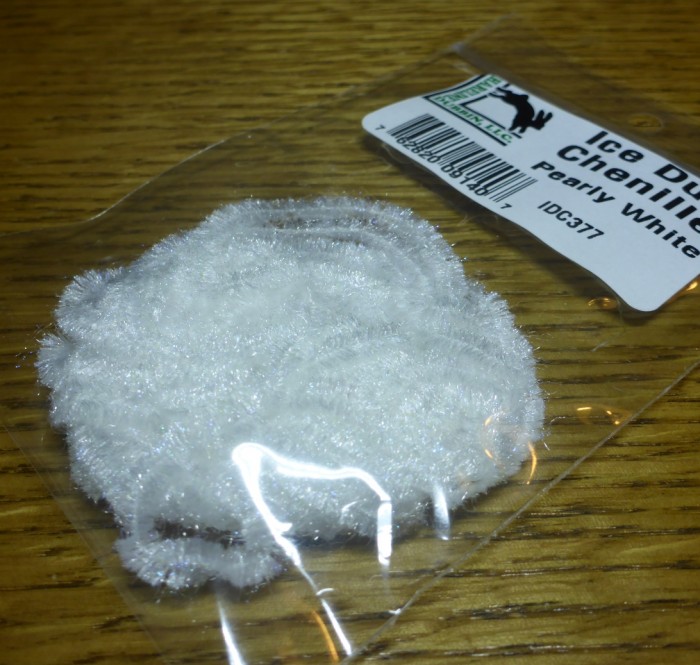 HARELINE ICE DUB CHENILLE PEARLY WHITE FLY TYING CHENILLES TROUTLORE AUSTRALIA