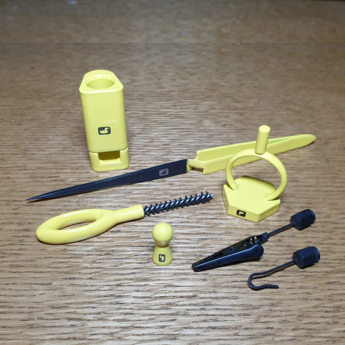 LOON ACCESSORY FLY TYING TOOL KIT AVAILABLE IN AUSTRALIA FROM THR TROUTLORE FLYTYING STORE
