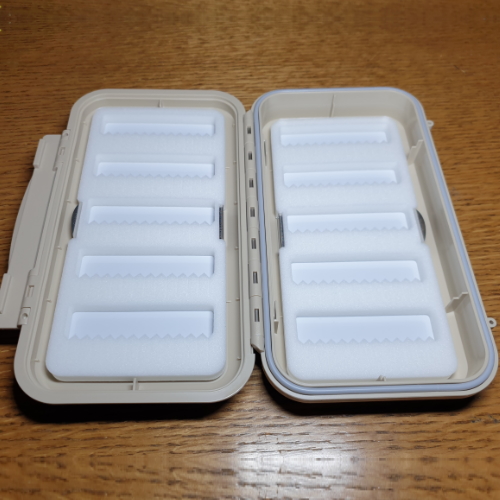 C&F DESIGN CFGS-3555+ LARGE SALTWATER BONEFISH FLY BOX AVAILABLE AT TROUTLORE FLY TYING STORE